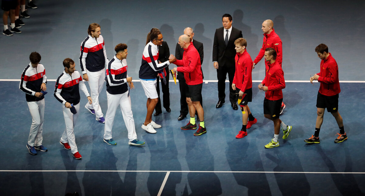 VIDEO + FOTO Franța și Belgia sunt la egalitate după prima zi a finalei Cupei Davis » Tsonga și Goffin, victorii fără emoții