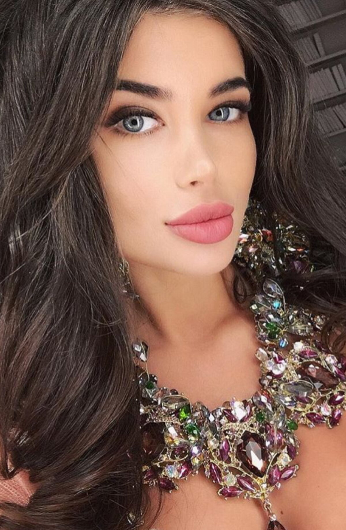 GALERIE FOTO O nouă rusoaică e pe cale să detroneze toate divele! Este absolut superbă!