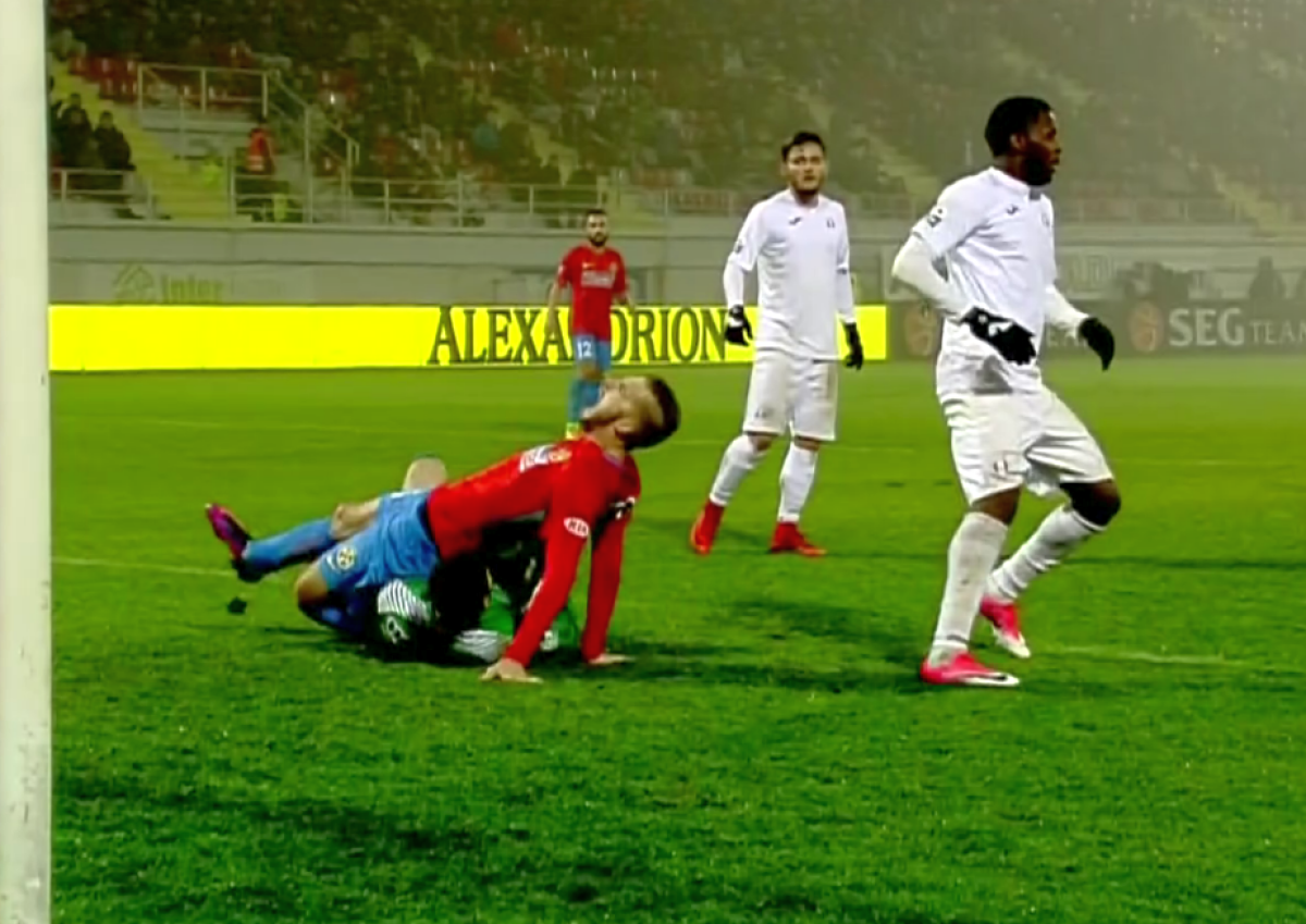 VIDEO+FOTO FCSB e urmărită de ghinion! Niță și-a accidentat teribil un coechipier: jucătorul a urlat de durere pe gazon