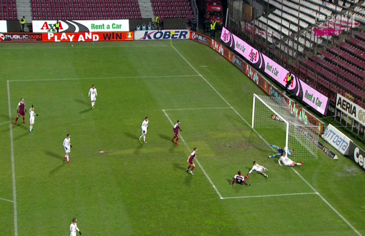 FOTO Fază controversată la CFR Cluj - Sepsi Sfântu Gheorghe! Opinia specialistului: "Este gol"