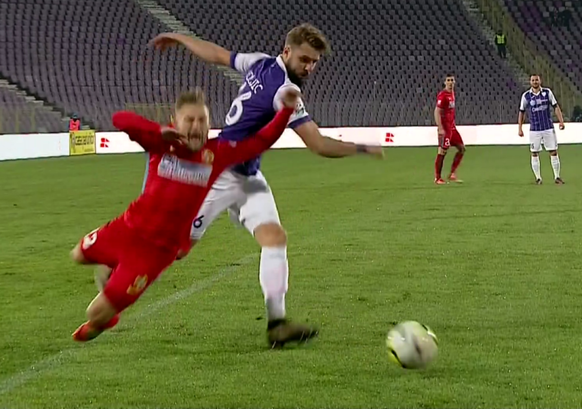 FOTO FCSB a cerut penalty în meciul cu Timișoara, dar Hațegan nici n-a vrut să audă!