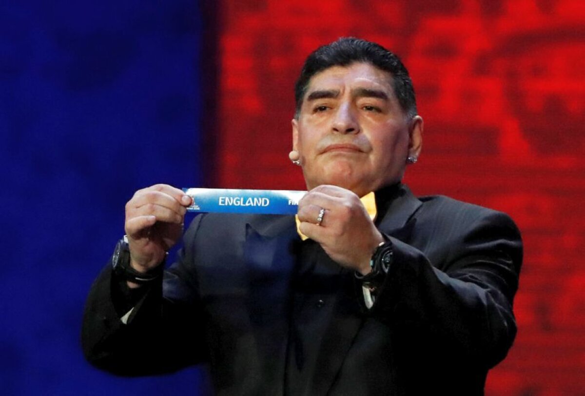 FOTO De ce a purtat Maradona două ceasuri la tragerea la sorți a Campionatului Mondial