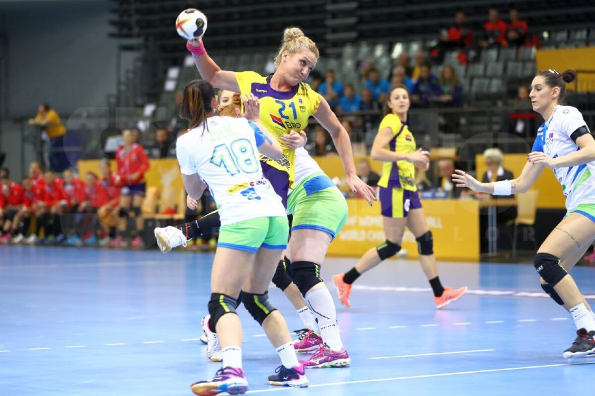 VIDEO + FOTO România - Slovenia 31-28 » Victorie mare pentru fetele noastre la Mondialul de handbal! Cristina Neagu, MVP-ul partidei
