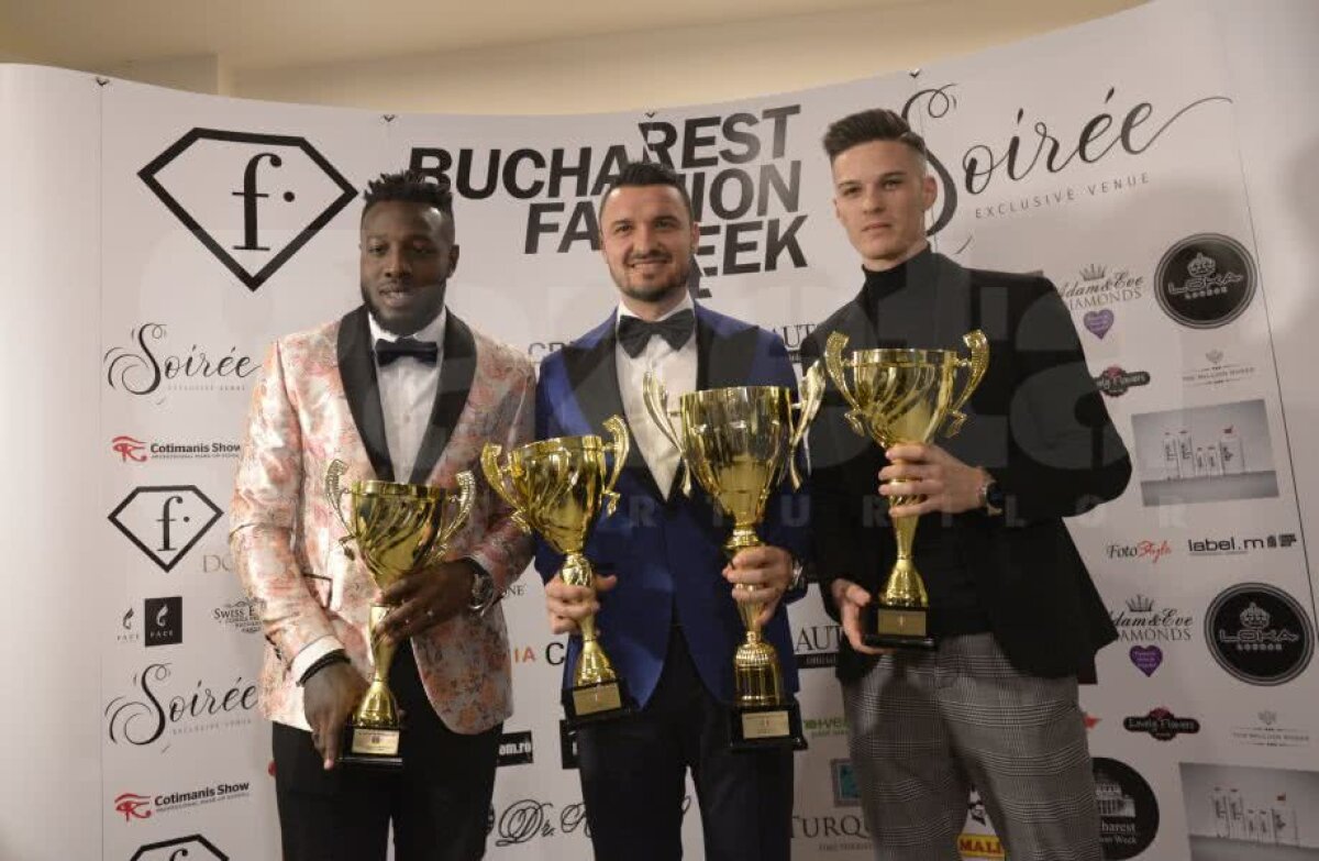 GALERIE FOTO FCSB vs Viitorul la Gala Fotbalului Românesc » Gluma lui Budescu în momentul în care a ridicat premiul unui coleg: "Asta e culmea" 