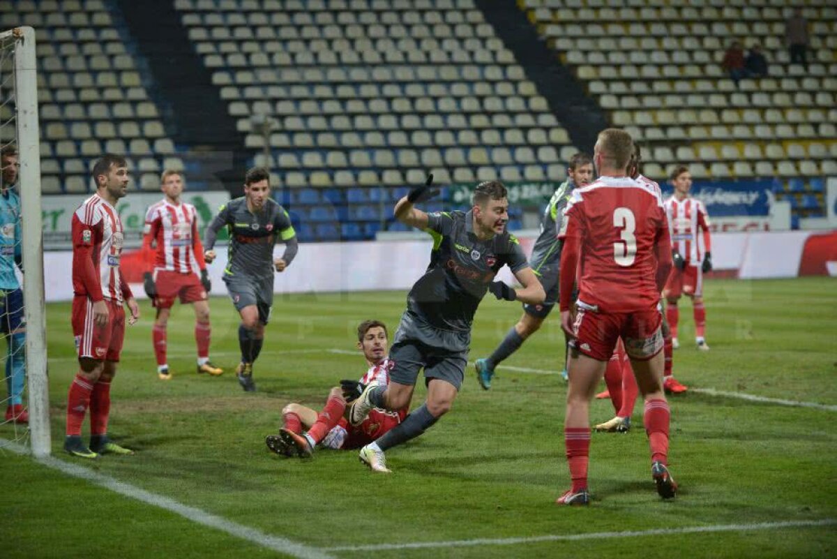 VIDEO + FOTO  Dinamo, spectacol la Brașov în meciul cu Sepsi, scor 3-0, iar Hanca și-a recăpătat vocea! "Câinii", la un punct de play-off 