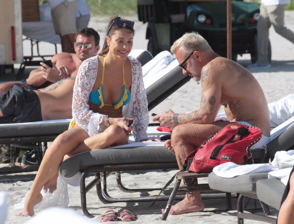 GALERIE FOTO Imagini bombă la plajă cu Gianluca Vacchi și iubita!