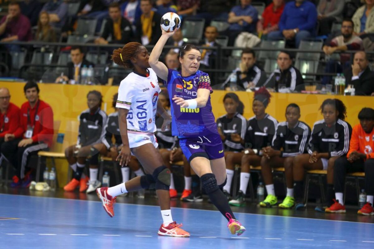 ROMÂNIA - ANGOLA 27-24 » VIDEO + FOTO Neagu SUPREMĂ în 5 minute de vis! Condusă aproape tot meciul, România o întoarce pe Angola într-un final electrizant! CLASAMENTUL grupei