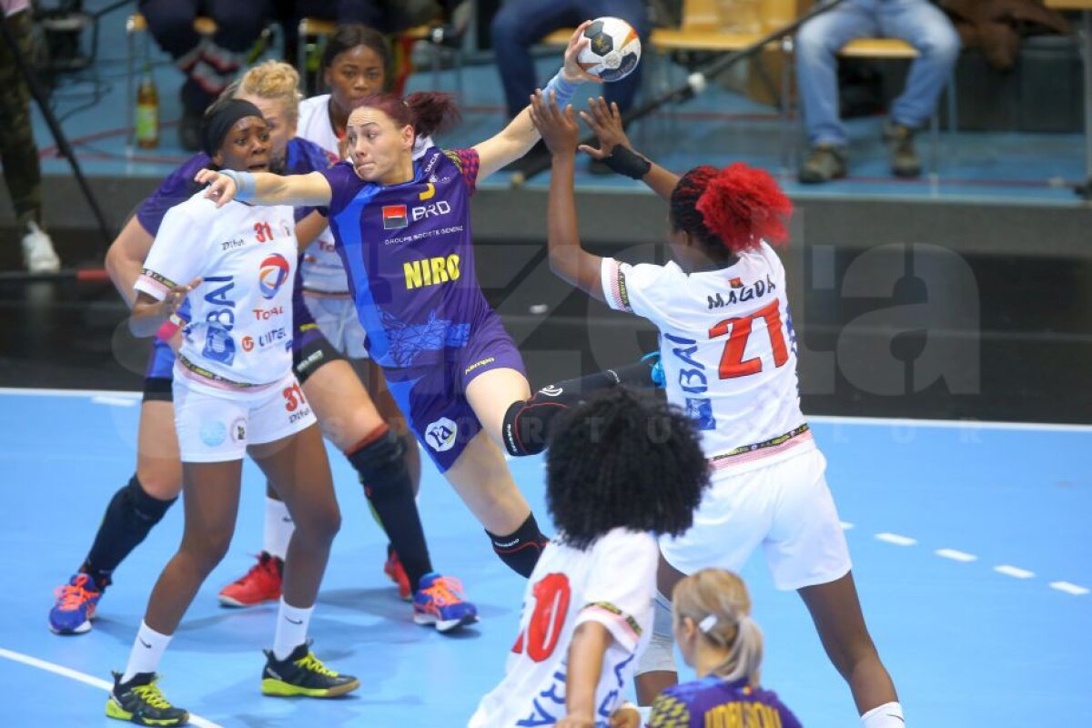 ROMÂNIA - ANGOLA 27-24 » VIDEO + FOTO Neagu SUPREMĂ în 5 minute de vis! Condusă aproape tot meciul, România o întoarce pe Angola într-un final electrizant! CLASAMENTUL grupei