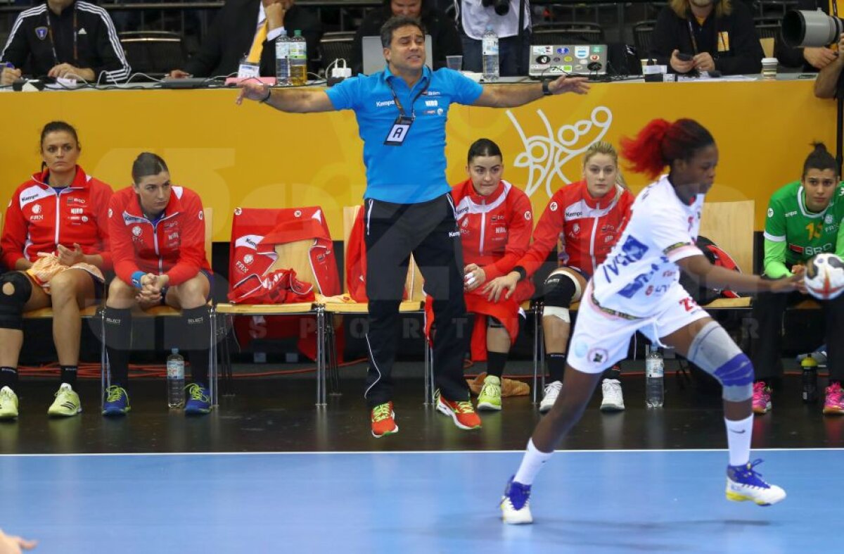 ROMÂNIA - ANGOLA 27-24 » VIDEO + FOTO Neagu SUPREMĂ în 5 minute de vis! Condusă aproape tot meciul, România o întoarce pe Angola într-un final electrizant! CLASAMENTUL grupei