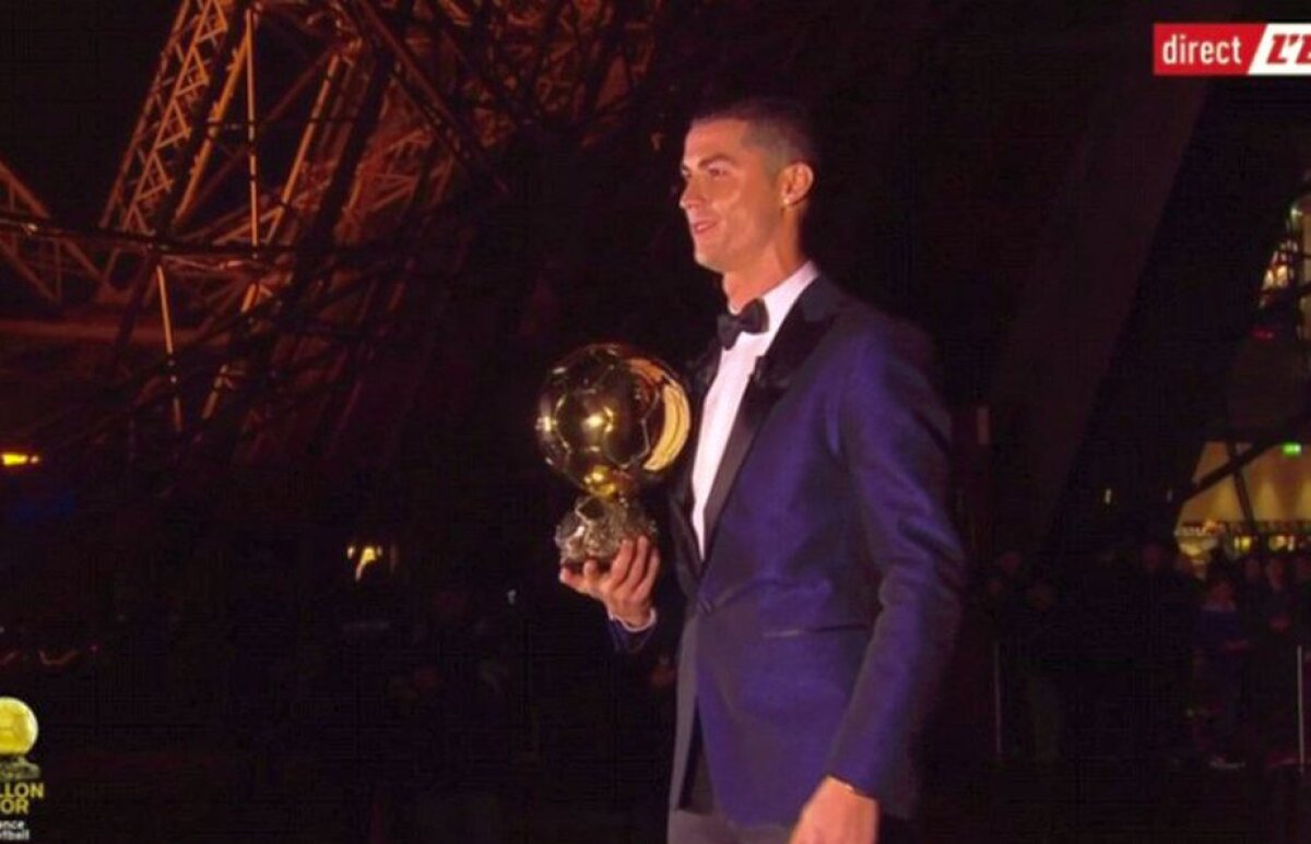 VIDEO Premiat în Turnul Eiffel: Cristiano Ronaldo a luat al 5-lea Balon de Aur și l-a egalat pe Messi » Cum arată top 3