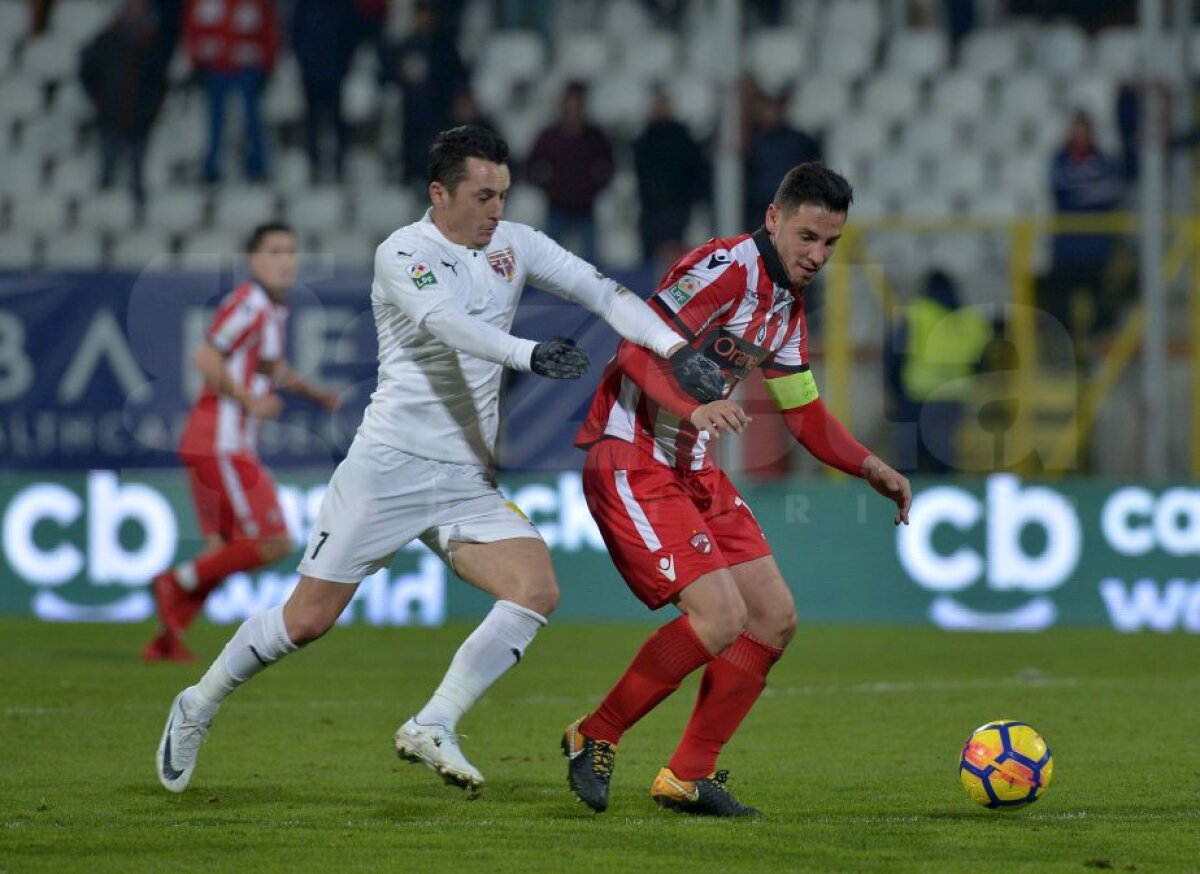 VIDEO + FOTO 7 din 7 » Dinamo o bate din nou pe Voluntari, scor 2-0 și păstrează șanse la play-off 