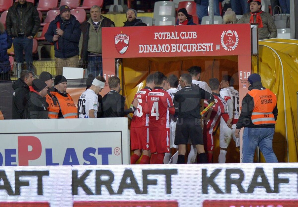 VIDEO + FOTO 7 din 7 » Dinamo o bate din nou pe Voluntari, scor 2-0 și păstrează șanse la play-off 
