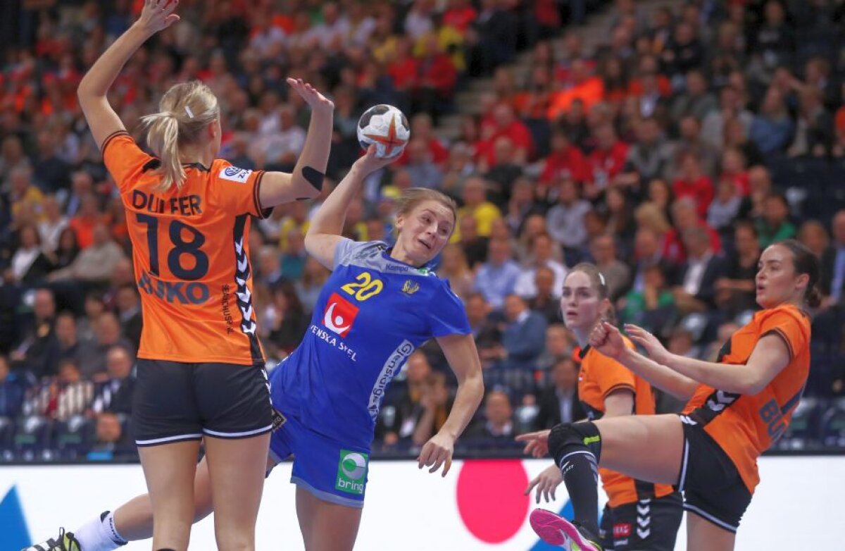 FOTO + VIDEO Finala mică de la Mondialul de handbal: Olanda o învinge pe Suedia cu antrenoarea de la CSM București şi câştigă o nouă medalie importantă, după argintul de la EURO 2016