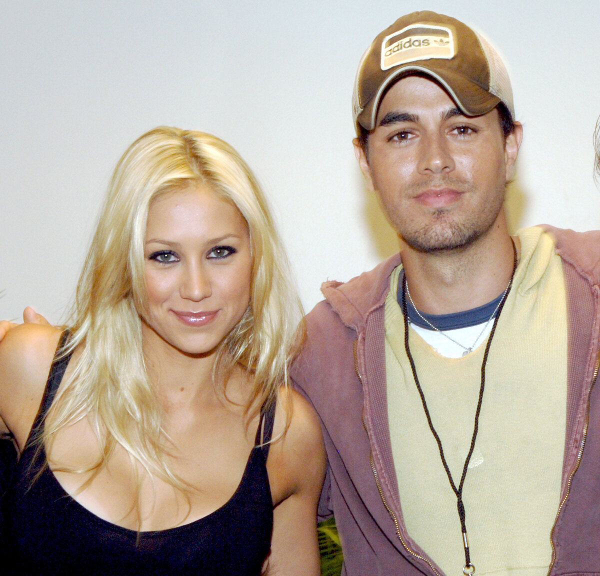 FOTO Anna Kournikova și Enrique Iglesias sunt părinți de gemeni! Au ținut sarcina secretă