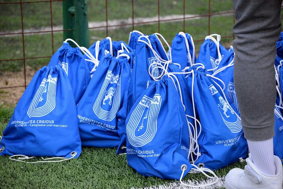 FOTO Andrei Burlacu a fost Moș Crăciun pentru juniorii clubului unde și-a început cariera