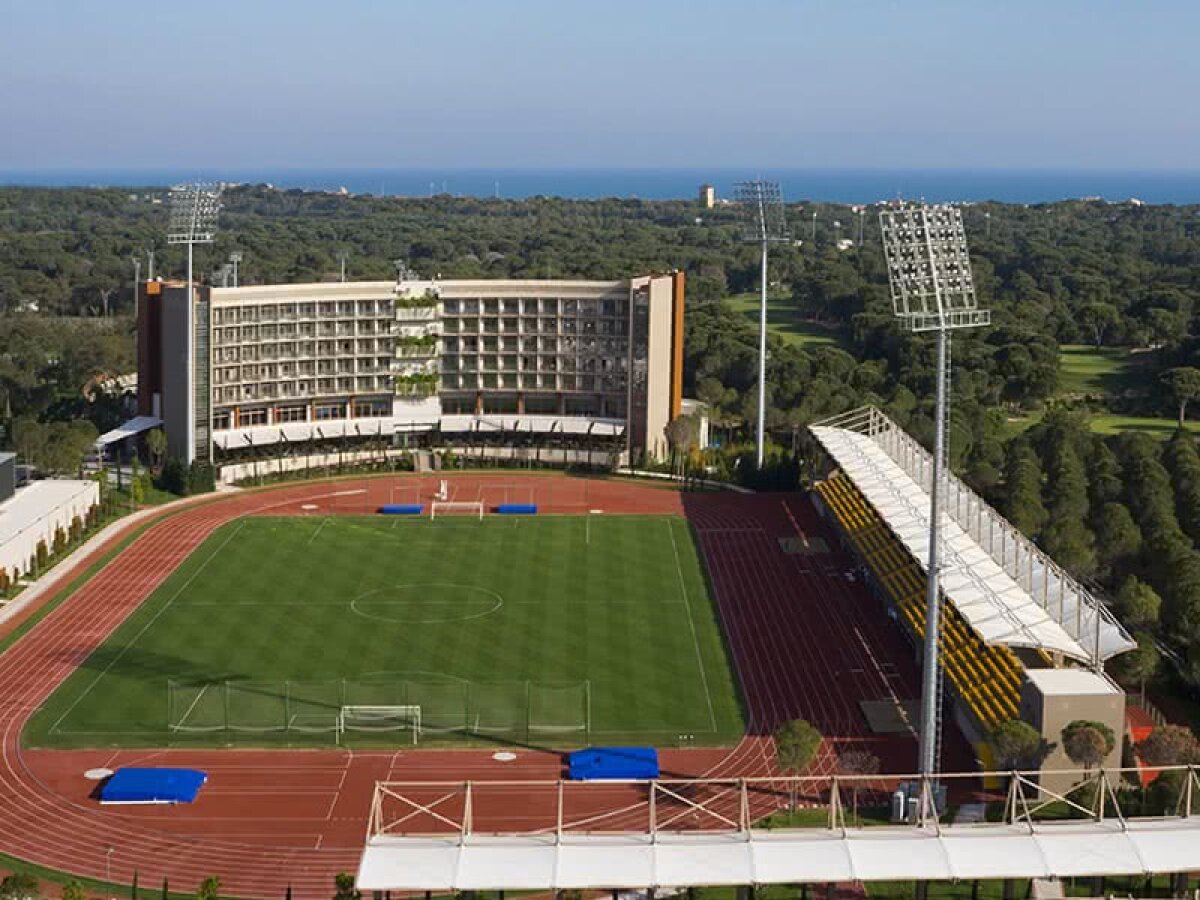 GALERIE FOTO FCSB, din nou în lux în cantonament! Cum arată baza fantastică în care elevii lui Nicolae Dică se vor pregăti 