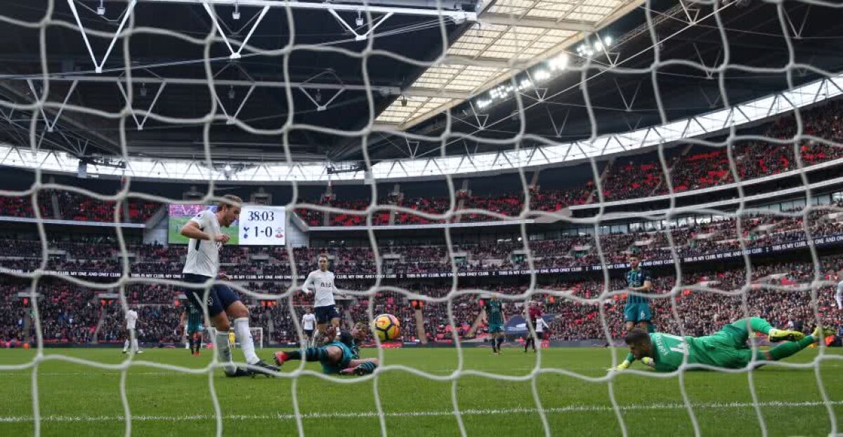 VIDEO, FOTO United a comis-o de "Boxing Day", în timp ce Liverpool a făcut scorul rundei » Meciuri nebune, decise de goluri în ultimele minute, în cea mai spectaculoasă etapă din Premier League