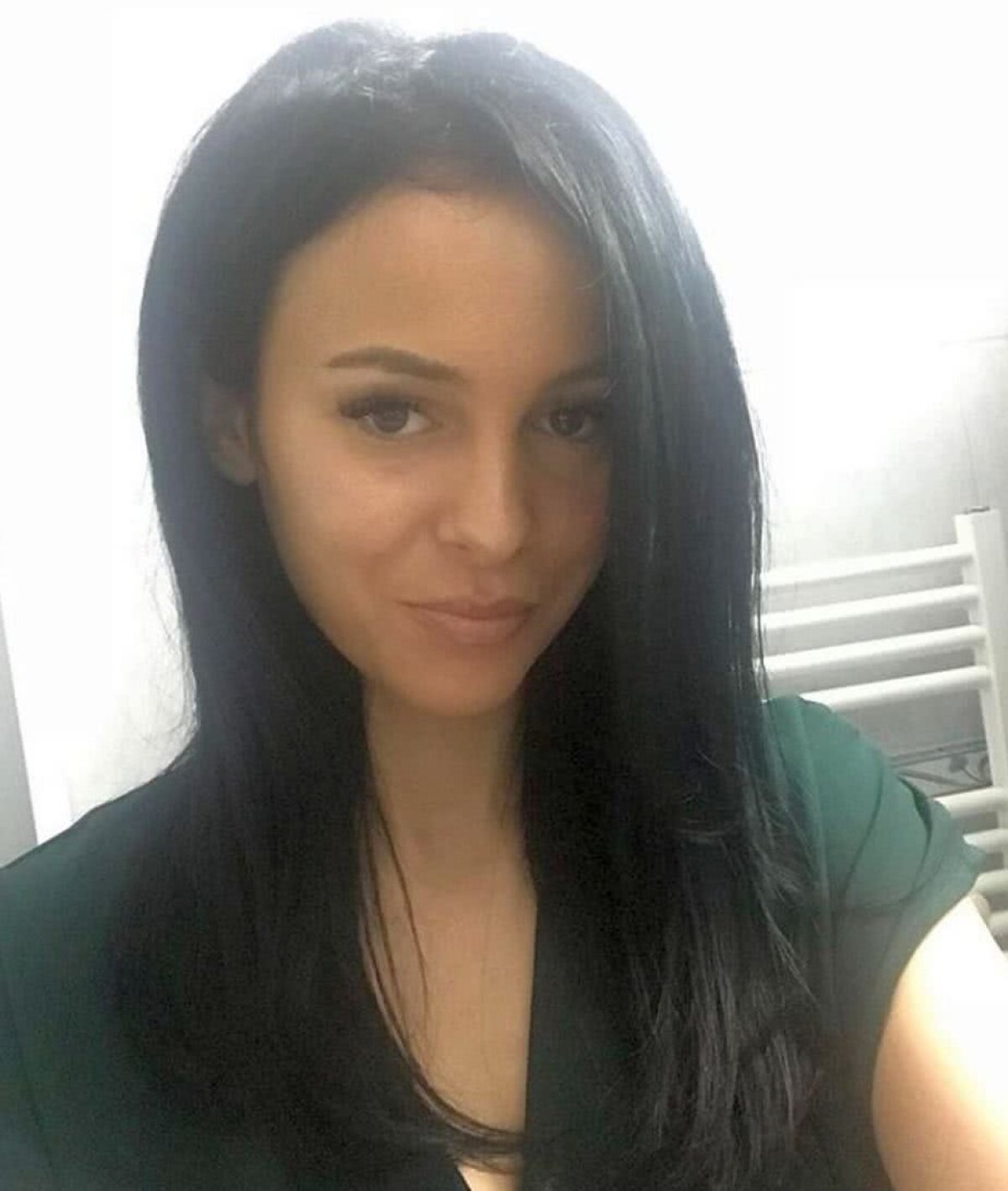 GALERIE FOTO Dat afară din Liga a 3-a, Florin Costea se consolează în brațele ultimei sale cuceriri