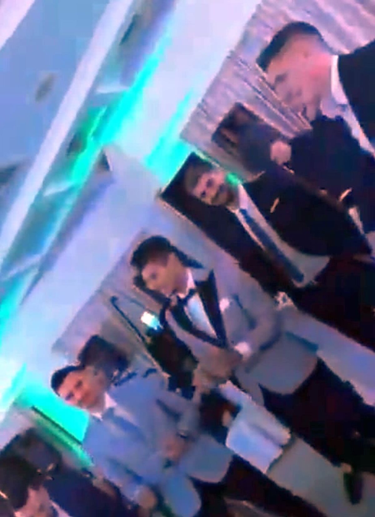 VIDEO+FOTO Noua bombă sexy de la FCSB: Coman a făcut ravagii cu iubita de 18 ani! + Steliști și dinamoviști, în genunchi în fața maneliștilor: "Ce dulceață e Coman / Îmi vine, Doamne, să zic / Lângă noi e și Filip" :D