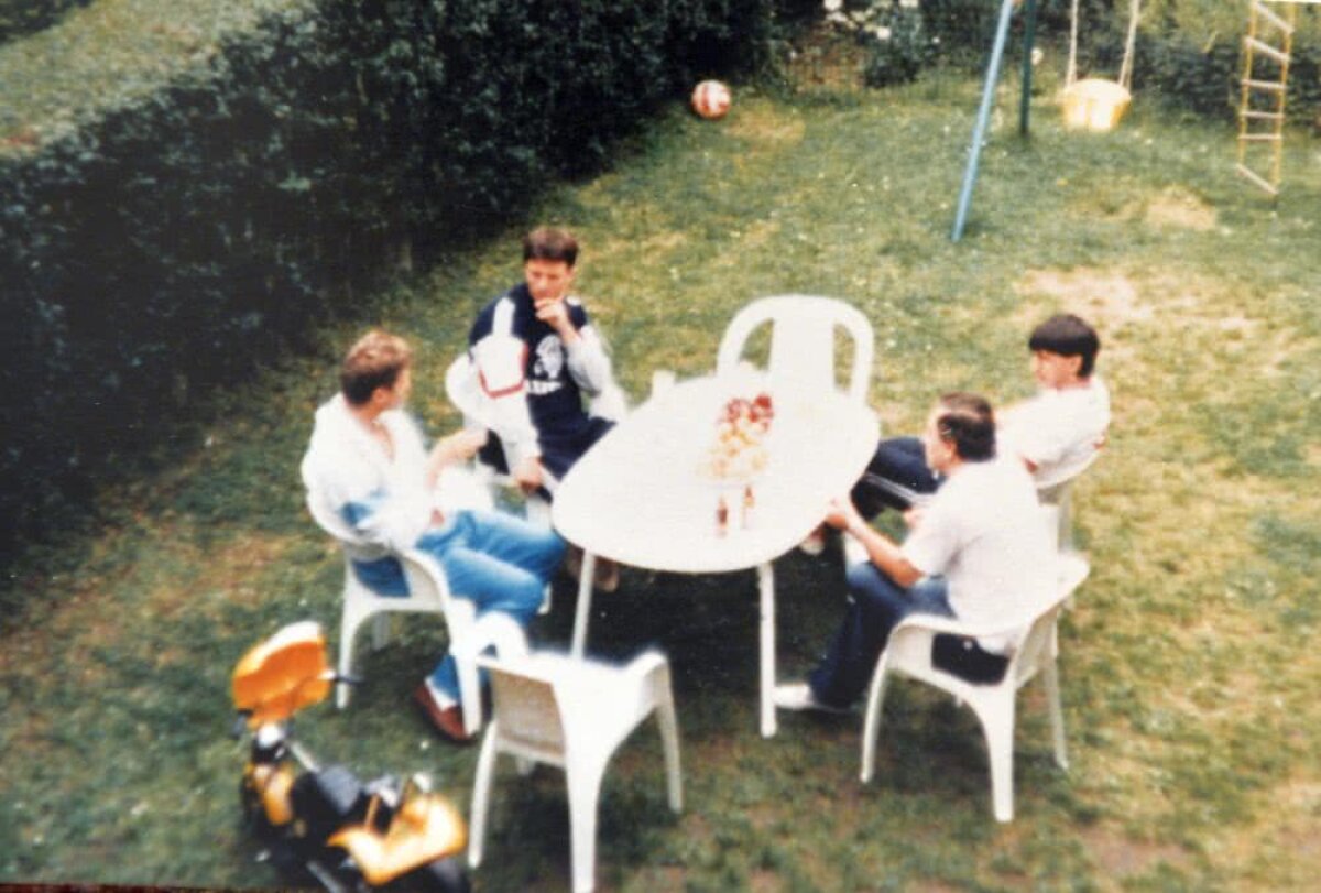 EXCLUSIV Amintiri savuroase ale omului care a intermediat transferurile lui Boloni, Pițurcă și Stoica din România comunistă » Cum a fost cu Piți la vânătoare și de ce spune despre el: "Depinde dacă-și juca sau nu salariul la cărți!"