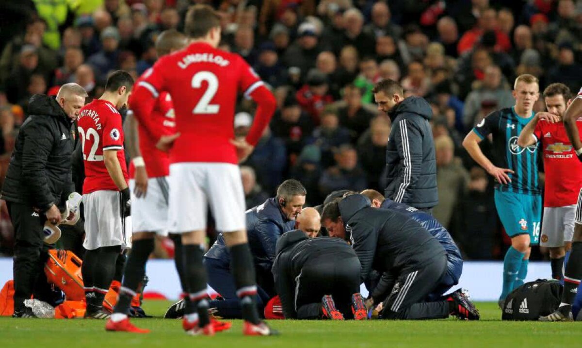 FOTO Momente de groază pe Old Trafford! Lukaku s-a accidentat grav și a ieșit pe targă, cu masca de oxigen pe față