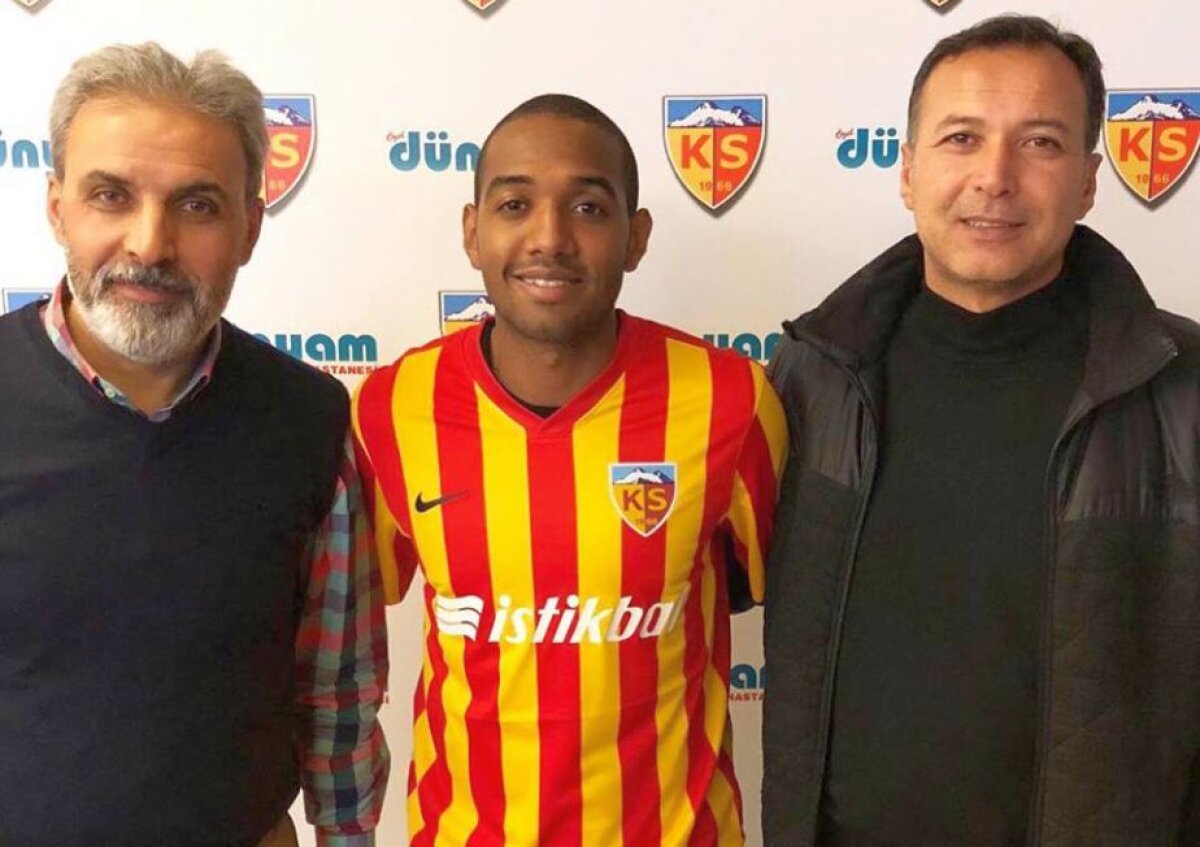 FOTO Stelistul ajuns sub comanda lui Șumudică a fost prezentat oficial