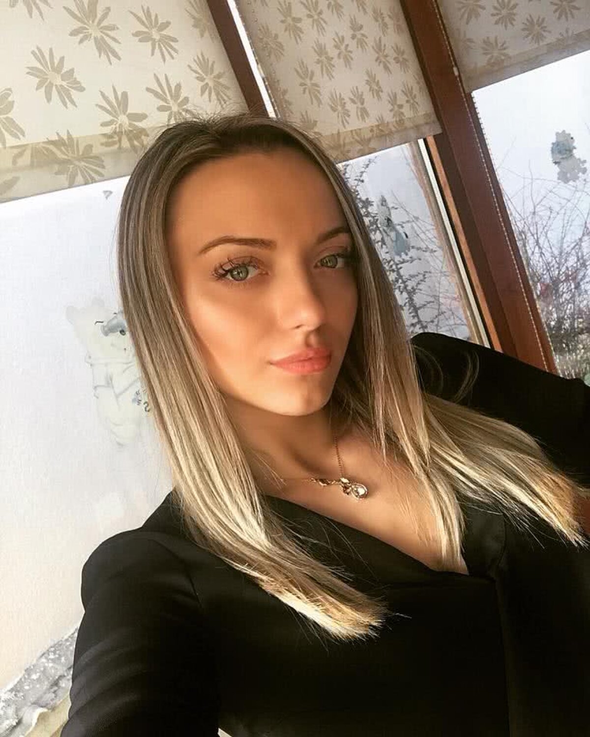 GALERIE FOTO Ea e iubita jucătorului pe care Dinamo se chinuie să-l ia! Cei doi au umplut rețelele de socializare cu poze împreună 