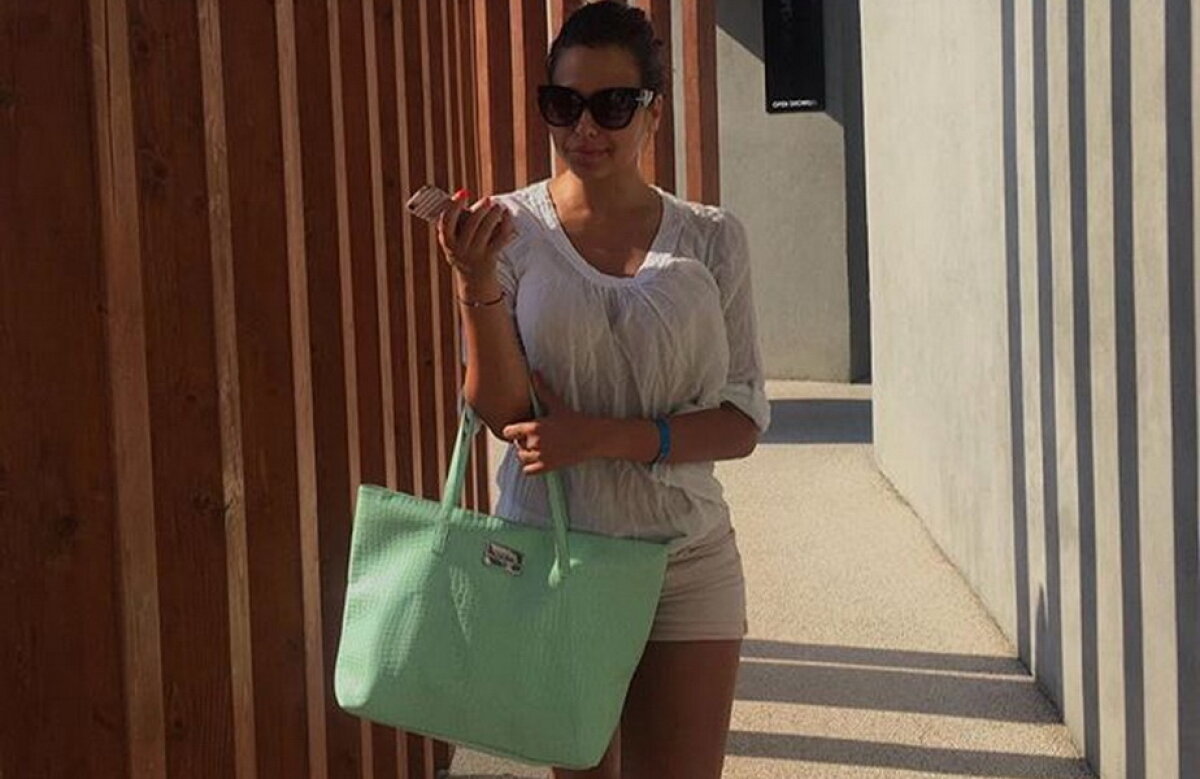 GALERIE FOTO » Claudiu Herea a fost dat afară de la Sepsi, dar îi merge perfect în viața privată: și-a tras o "bombă" sexy!