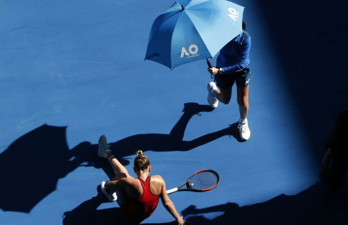 GALERIE FOTO + VIDEO Imaginile durerii » Momentul care putea să încheie prematur aventura Simonei Halep la Australian Open