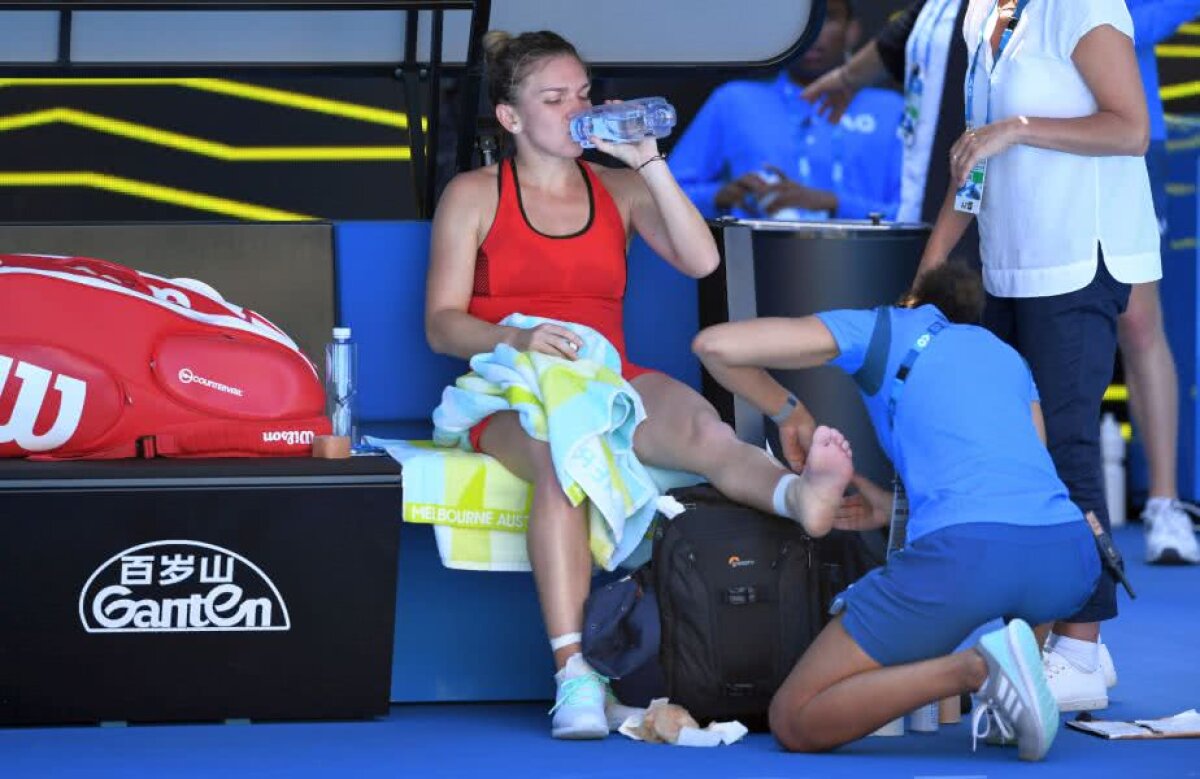 GALERIE FOTO + VIDEO Imaginile durerii » Momentul care putea să încheie prematur aventura Simonei Halep la Australian Open