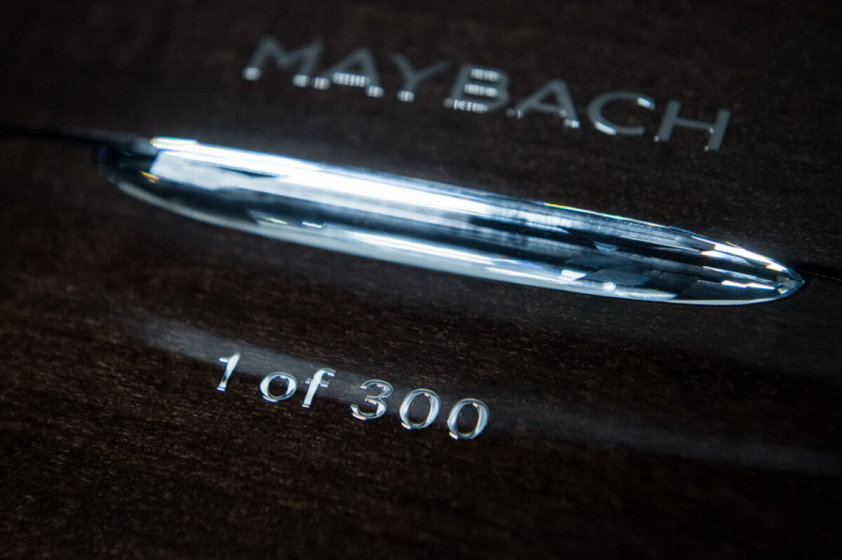 GALERIE FOTO Pe ce mașină de lux a pus mâna cel mai bogat român » Ion Țiriac își întregește colecția cu un Mercedes-Maybach S 650 Cabriolet