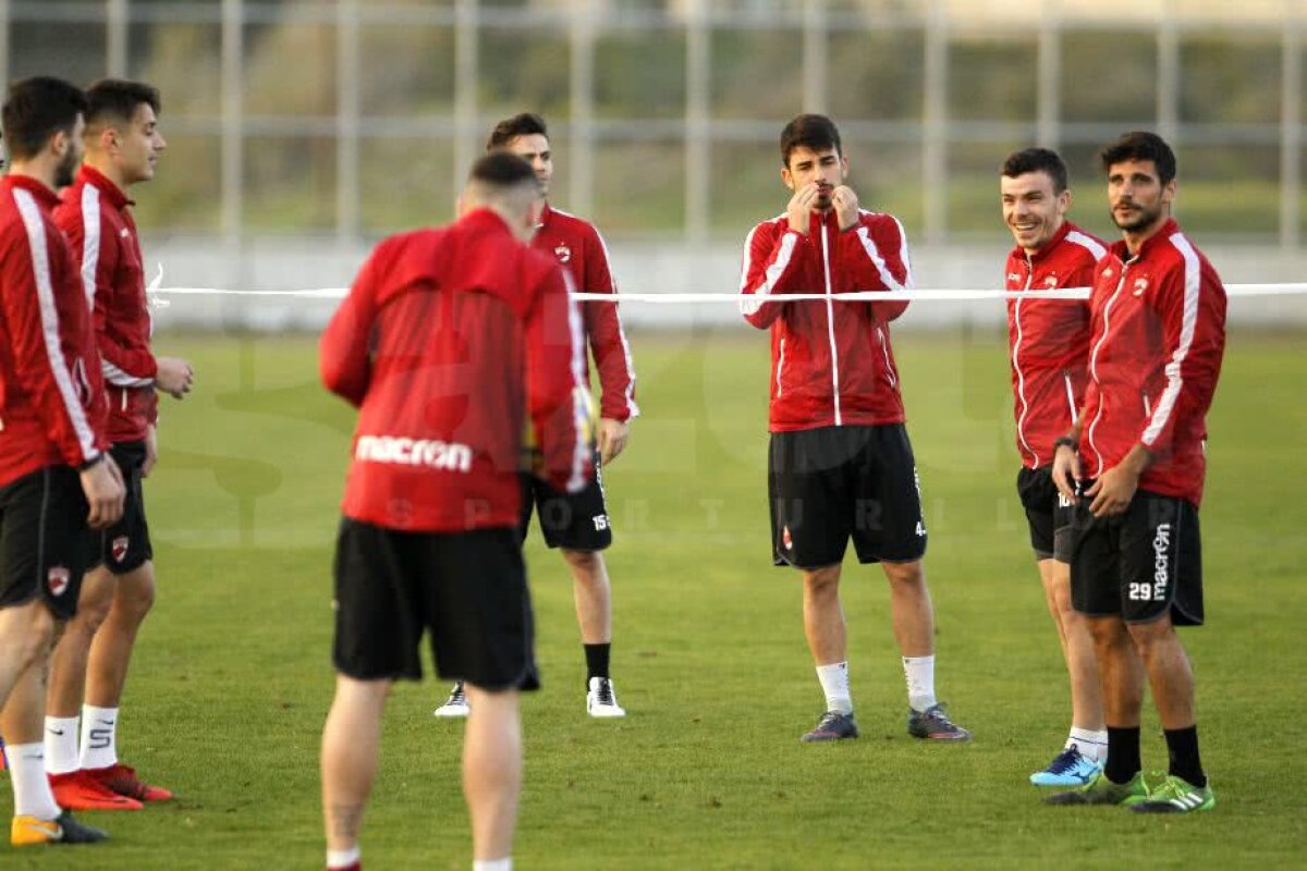 CORESPONDENȚĂ DIN CIPRU // VIDEO + FOTO Miriuță, SHOW în cantonament » Și-a lăsat elevii cu gura căscată