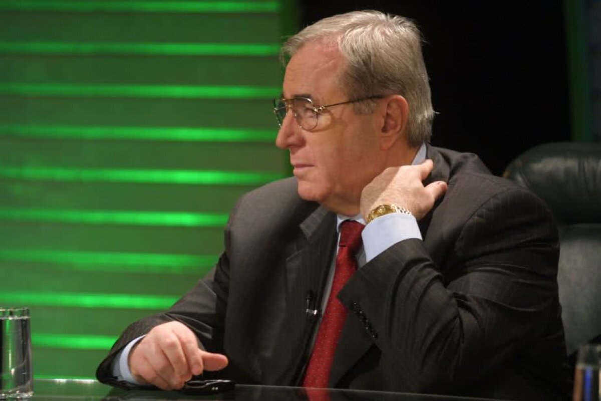 VIDEO + FOTO Se împlinesc 15 ani de la ultima ediție de "Procesul etapei" » Imagini antologice din vremea în care se fuma la TV. Dobrin și Stoichiță, măști cu Ioanițoaia :)