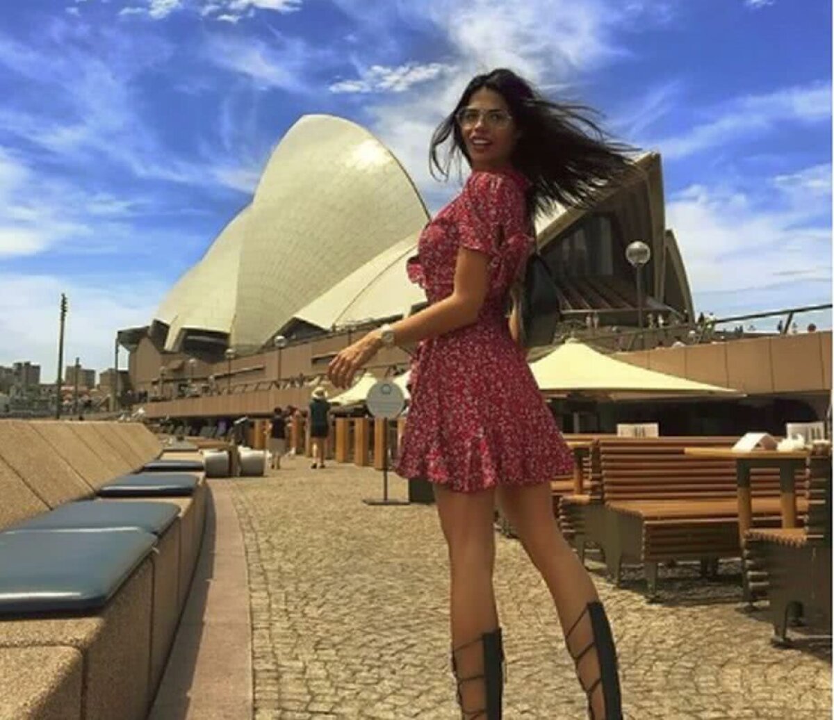 GALERIE FOTO SAVUROASĂ! A lăsat mască toată arena! Apariție RĂVĂȘITOARE la Australian Open! 