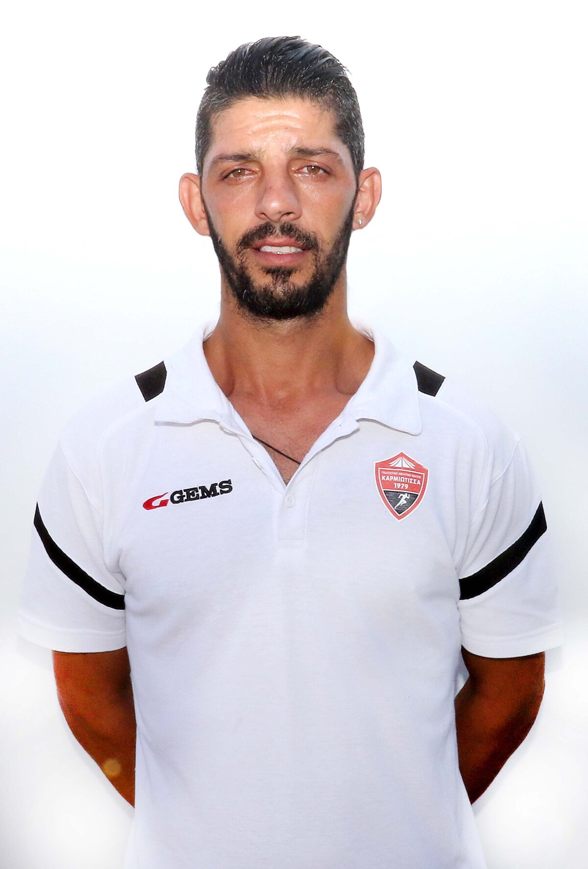 EXCLUSIV I-am găsit! Ei sunt blatiștii din meciul lui Dinamo! Punct cu punct: cum a arătat schema aranjamentului și cine sunt personajele ciudate de lângă teren