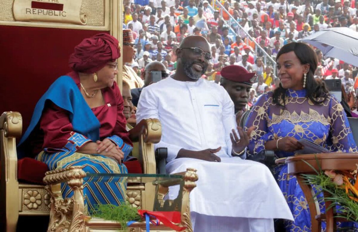 FOTO George Weah, învestit ca președinte pe stadion: ”Uniți, vom învinge! Dezbinați, vom eșua” » Eto'o a fost la ceremonie 