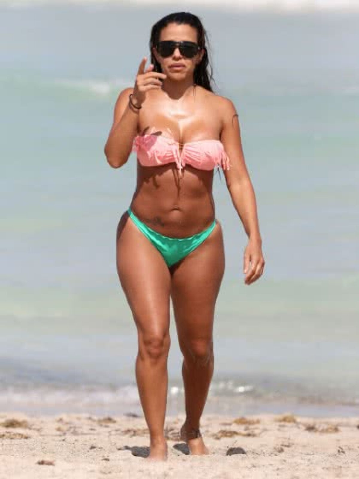 FOTO Apetisantă » Un topmodel celebru revine în actualitate: imagini incendiare