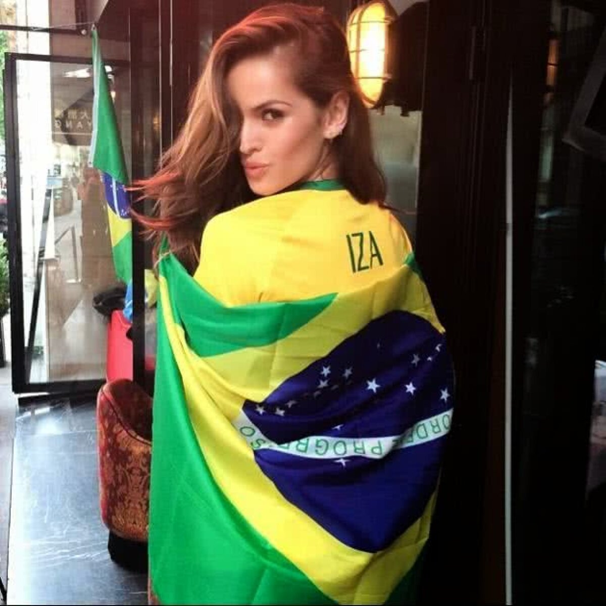 FOTO Iubita unui star de la PSG, dezvăluiri din dormitor: ”Dacă pierde, nu există sex. Dacă câștigă, o facem de 4-5 ori”