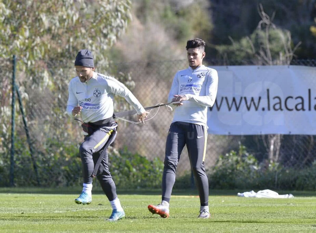 GALERIE FOTO CORESPONDENȚĂ DIN SPANIA » Diii! Dică a luat primele măsuri după eșecurile din 2018 + imagini de la antrenamentul FCSB-ului 