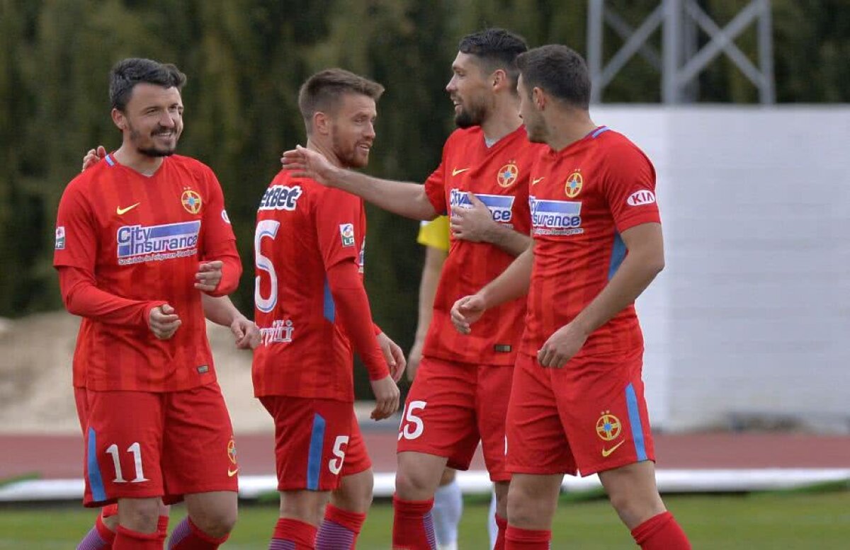 FOTO EXCLUSIV Schimbare de căpitan la FCSB? Gestul făcut de Budescu în minutul 64 al partidei cu Jiangsu