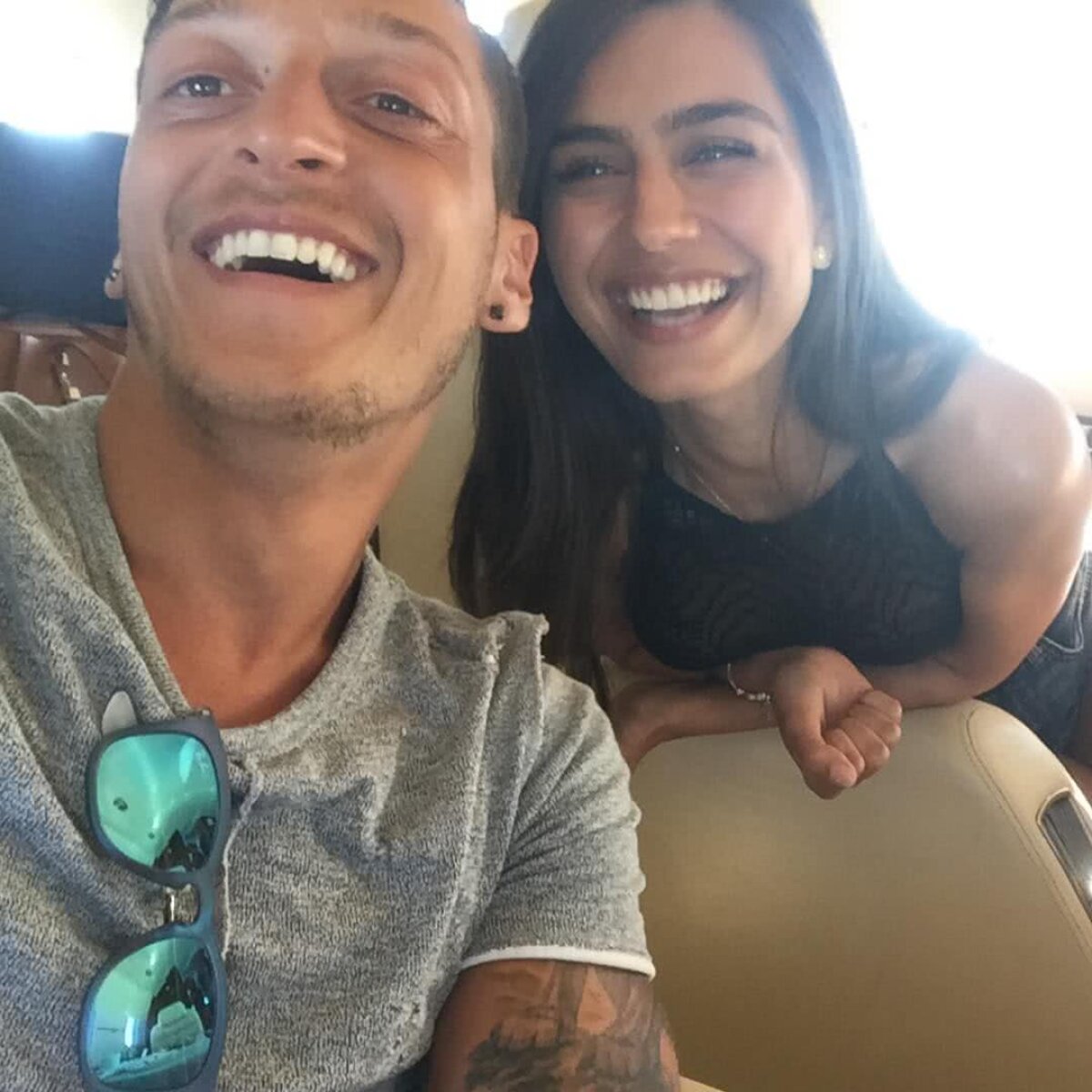 GALERIE FOTO Mesut Ozil a cucerit cea mai frumoasă femeie din Turcia » Fanii de pe Instagram sunt înnebuniți după ea