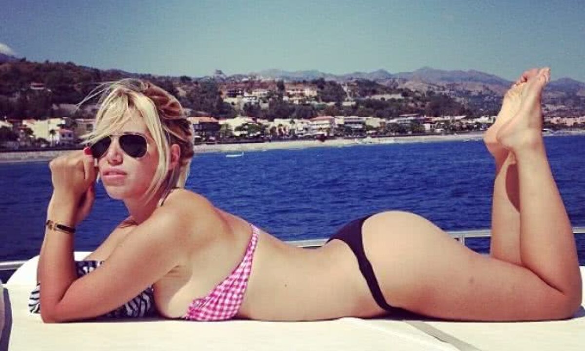 FOTO Se despart? Cel mai controversat cuplu din fotbal e aproape de finalul relației