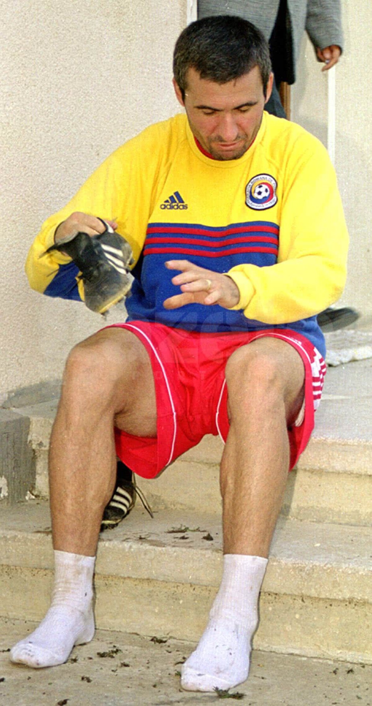 GALERIE FOTO Gică Hagi a împlinit azi 53 de ani! Cele mai tari imagini din cariera "Regelui" + 10 lucruri inedite