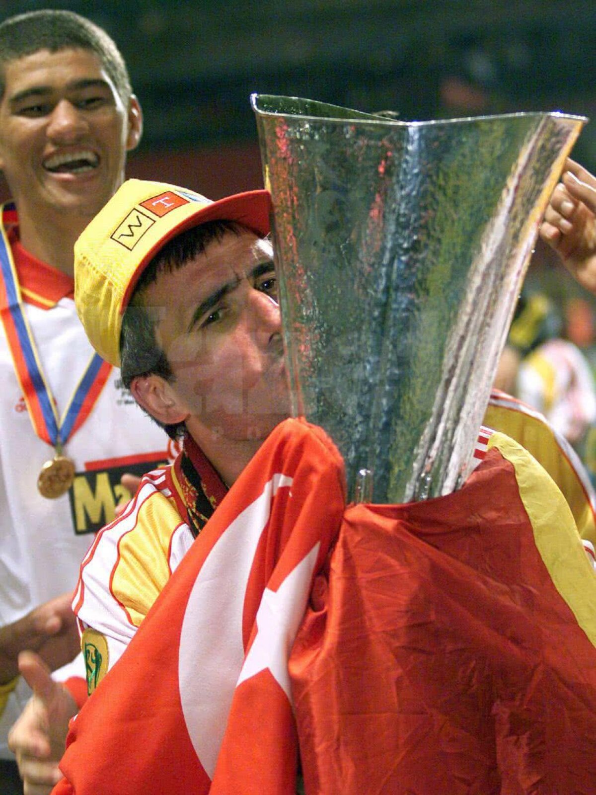 GALERIE FOTO Gică Hagi a împlinit azi 53 de ani! Cele mai tari imagini din cariera "Regelui" + 10 lucruri inedite