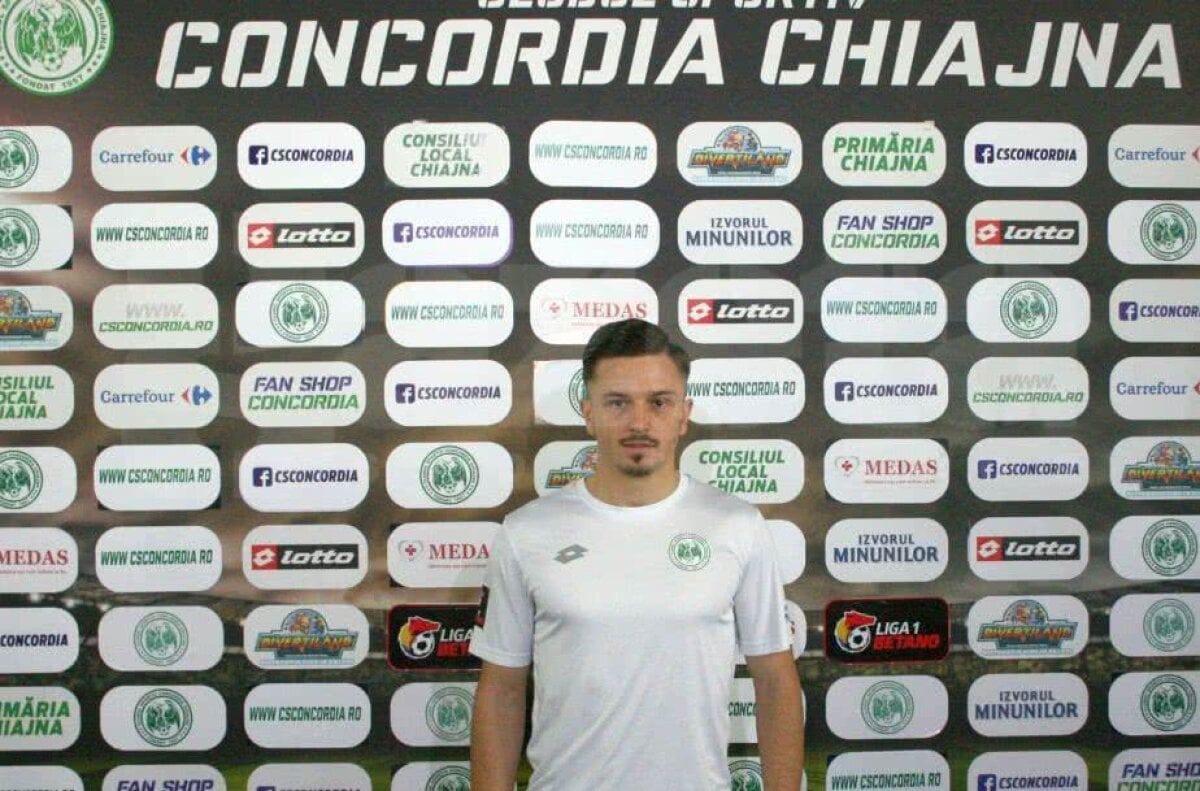 FOTO Andrei Prepeliță și alți doi jucători au semnat azi cu o echipă din Liga 1 