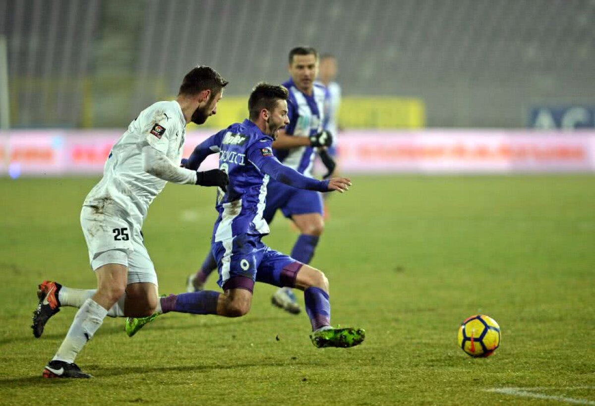 VIDEO+FOTO Goluri spectaculoase pe un stadion care stă să cadă: ACS Poli Timișoara - FC Voluntari 2-3