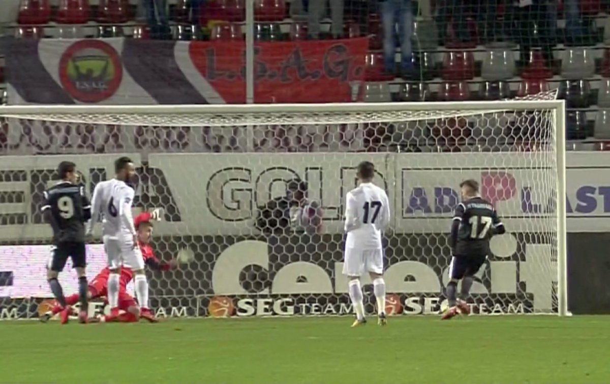 FOTO Ratare uluitoare în meciul dintre Astra și Gaz Metan!