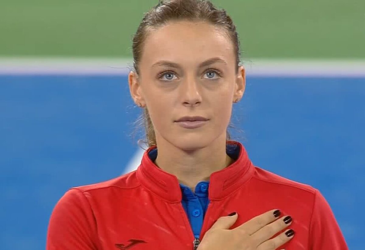 FOTO Momente emoționante înainte de România - Canada! Lacrimi pentru jucătoarele noastre la imn + Ce făcea Halep în acest timp