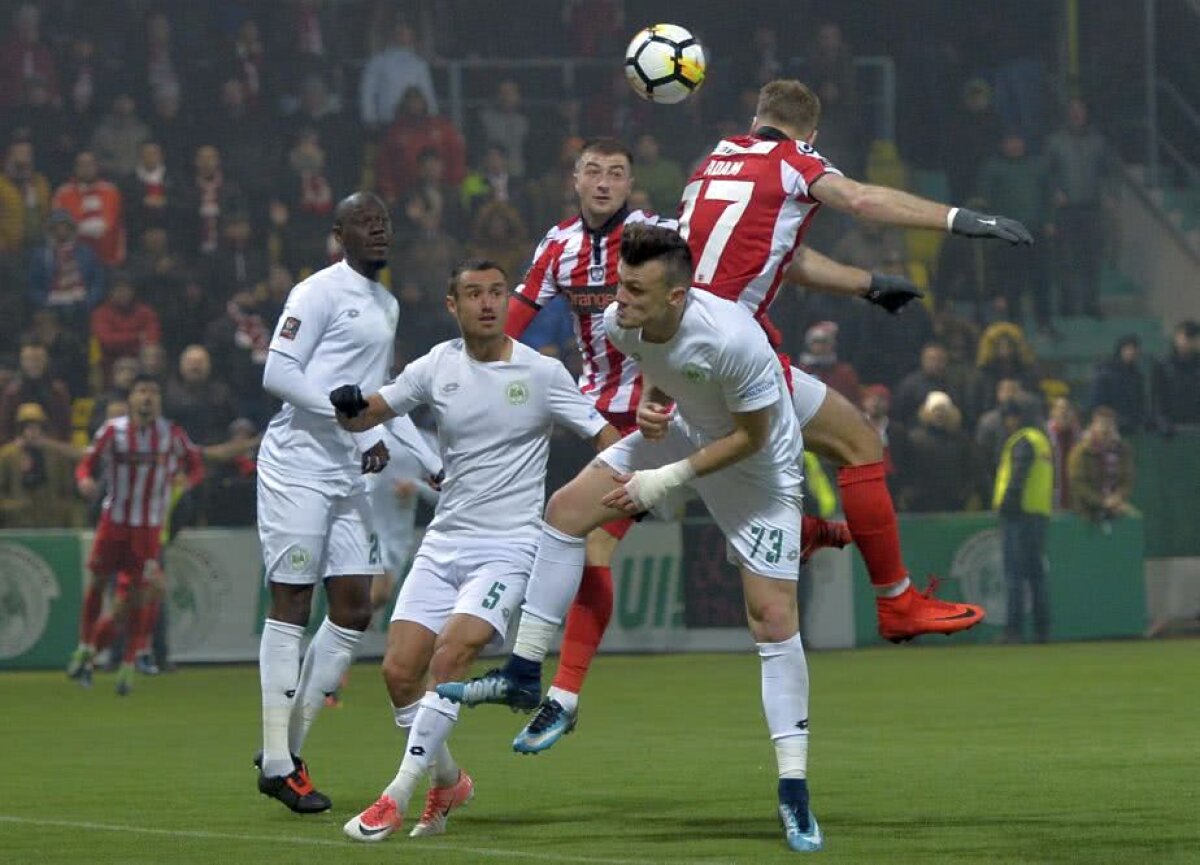 VIDEO+FOTO » Dinamo a trăit periculos meciul cu Chiajna! "Câinii" au învins într-un meci cu 7 goluri și au urcat pe loc de play-off