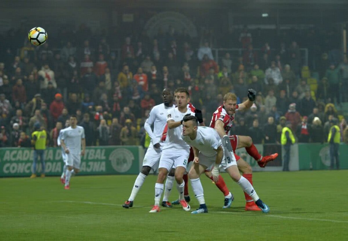 VIDEO+FOTO » Dinamo a trăit periculos meciul cu Chiajna! "Câinii" au învins într-un meci cu 7 goluri și au urcat pe loc de play-off